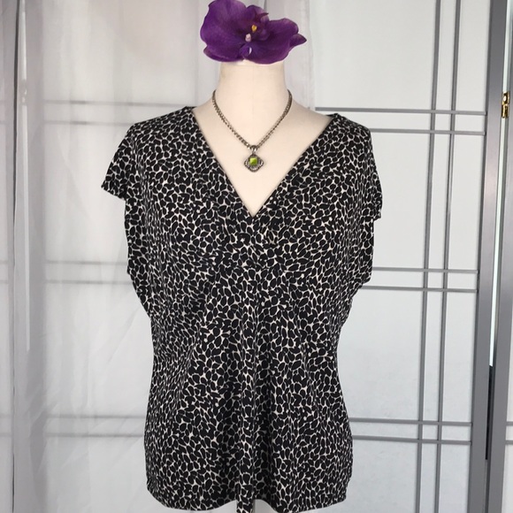 Charter Club | Petite Black White Print Pull Over Top | Size P/L - Picture 1 of 9